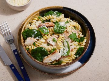 POULET CREMEUX FUSILLI ET EPINARD