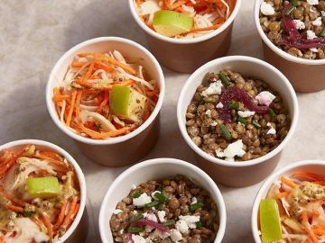 LES MINI SALADES DE COLESLAW ET LENTILLES X12